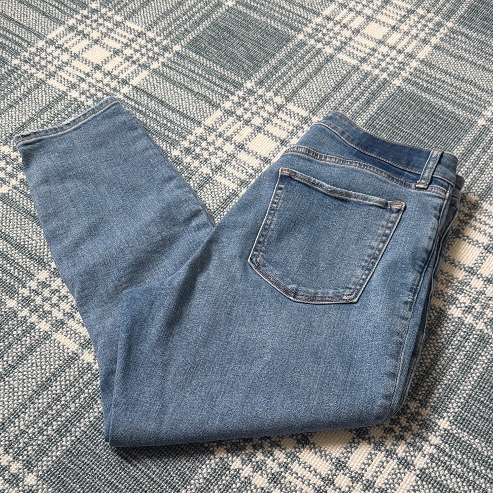 Abercrombie & Fitch High Rise Skinny Ankle